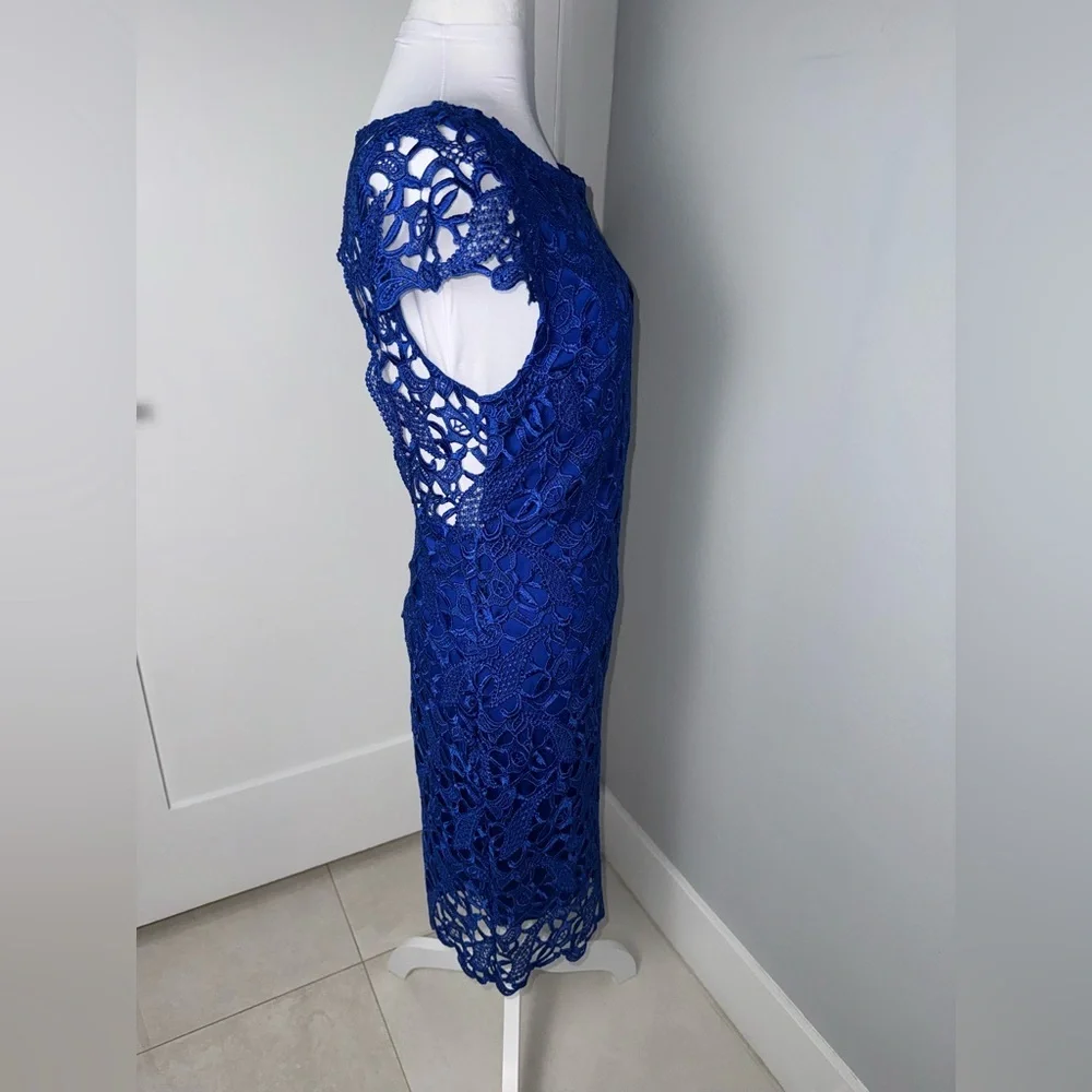 Alice + Olivia Clover Lace Backless Guipure Dress Bodycon in Cobalt Blue/ US 2-4 - Picture 3 of 9